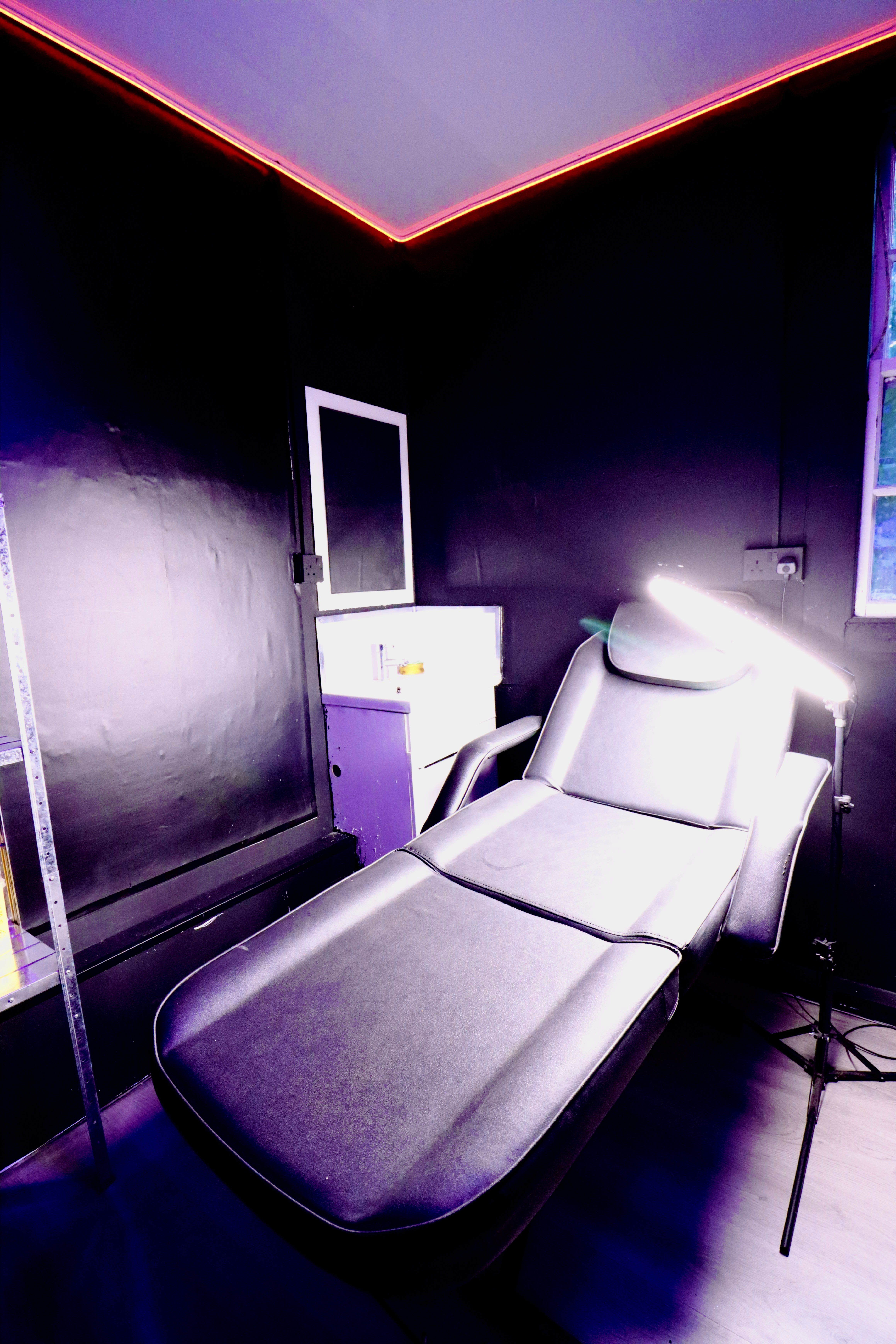 Friends Glasgow beauty portfolio piece 8